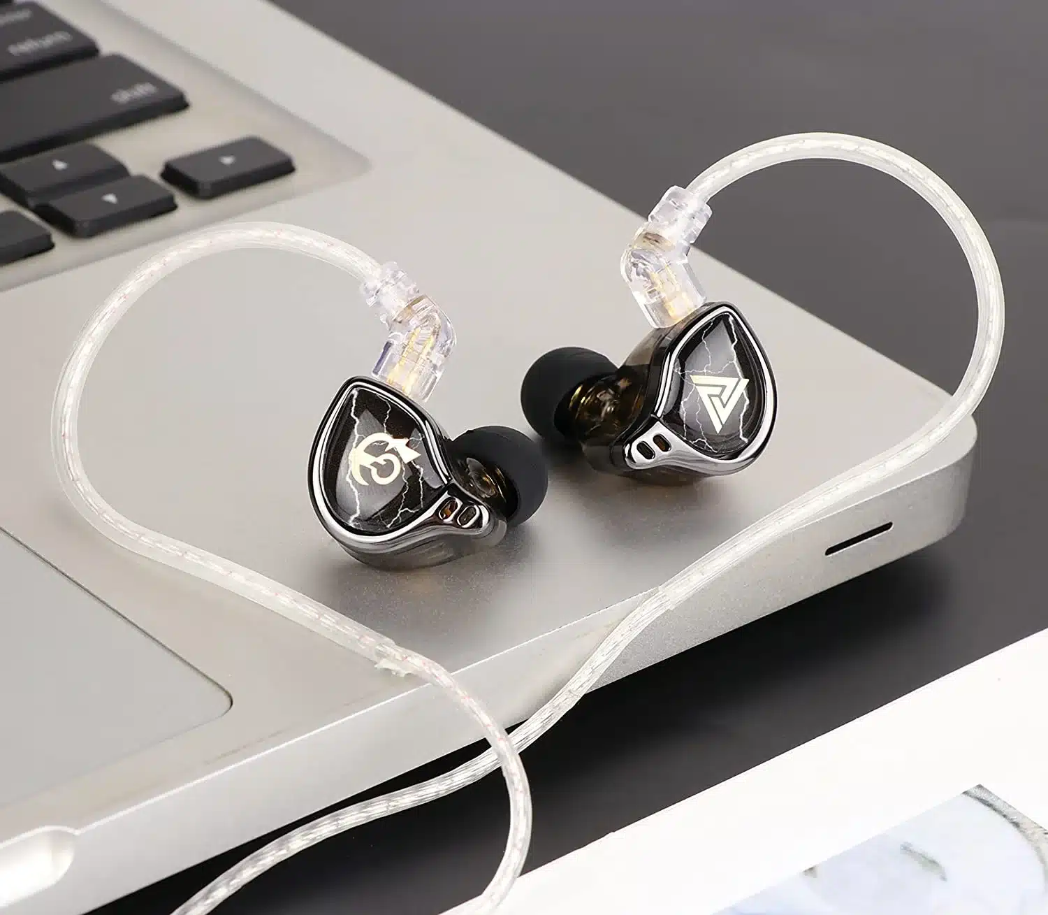 QKZ x HBB Titanium-Coated Diaphragm Driver Earphones (Mic) 2 71WnQlghW4L. AC SL1500 .jpg
