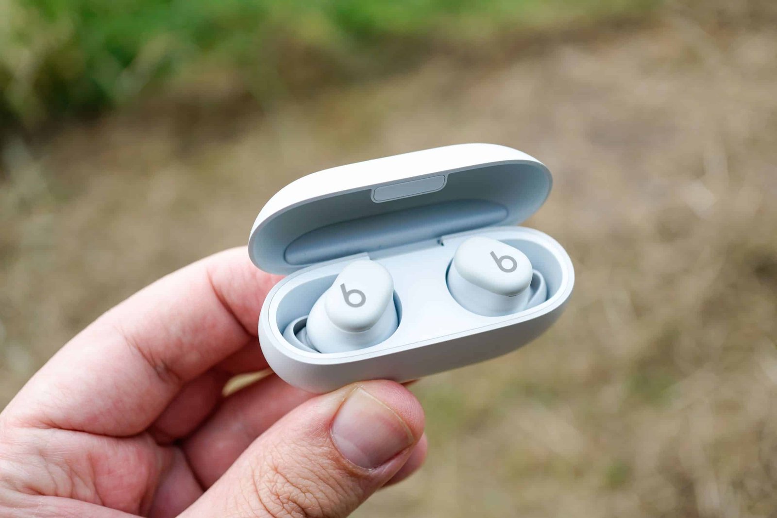 Beats Solo Buds Wireless Bluetooth Earbuds 1 scaled