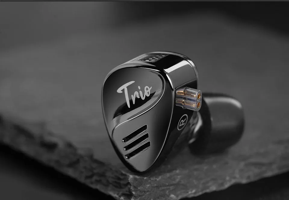 CCA Trio 3x8mm Dynamic Driver In Ear Monitor 1