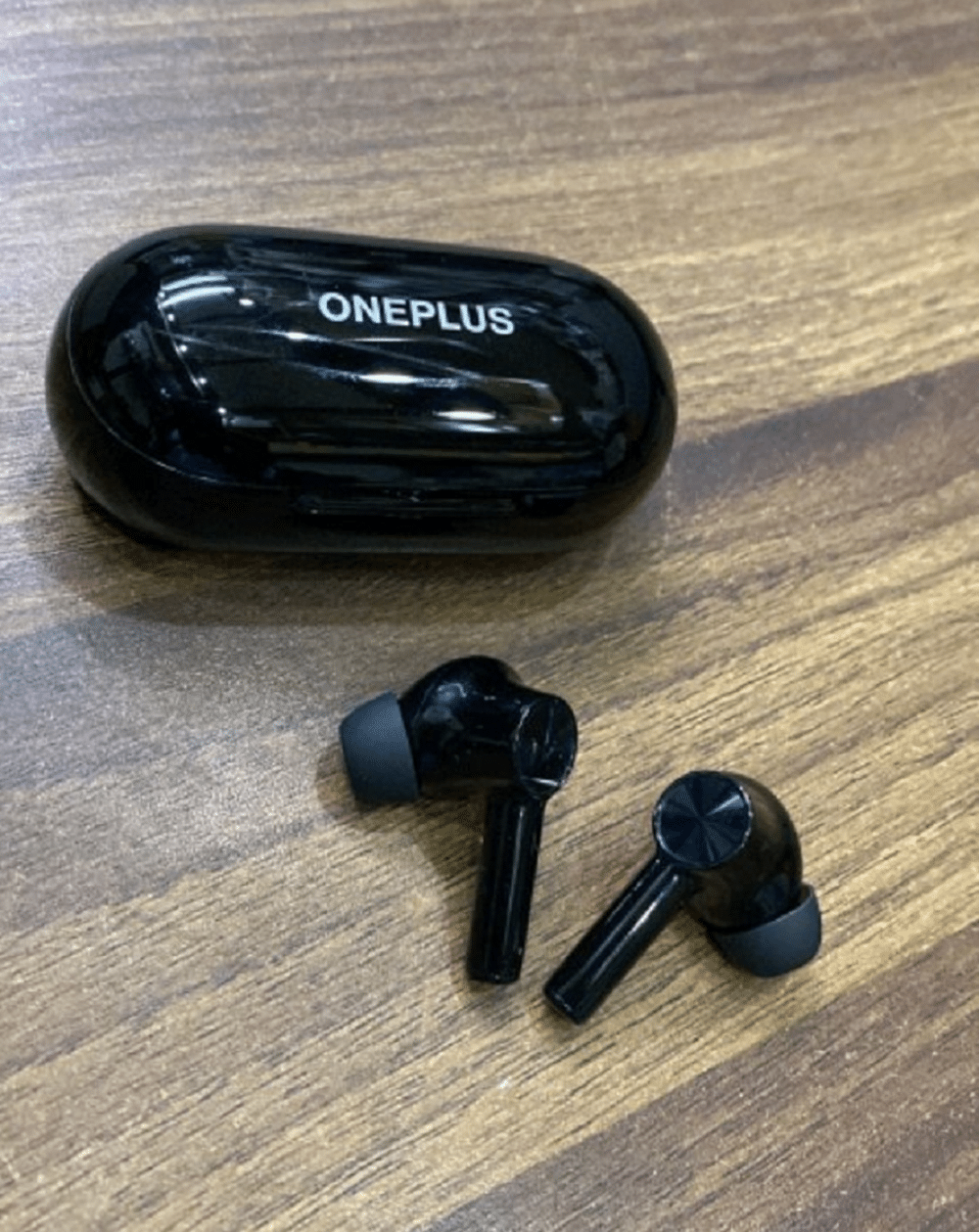 Oneplus Buds Z2 Wireless Earbuds 1