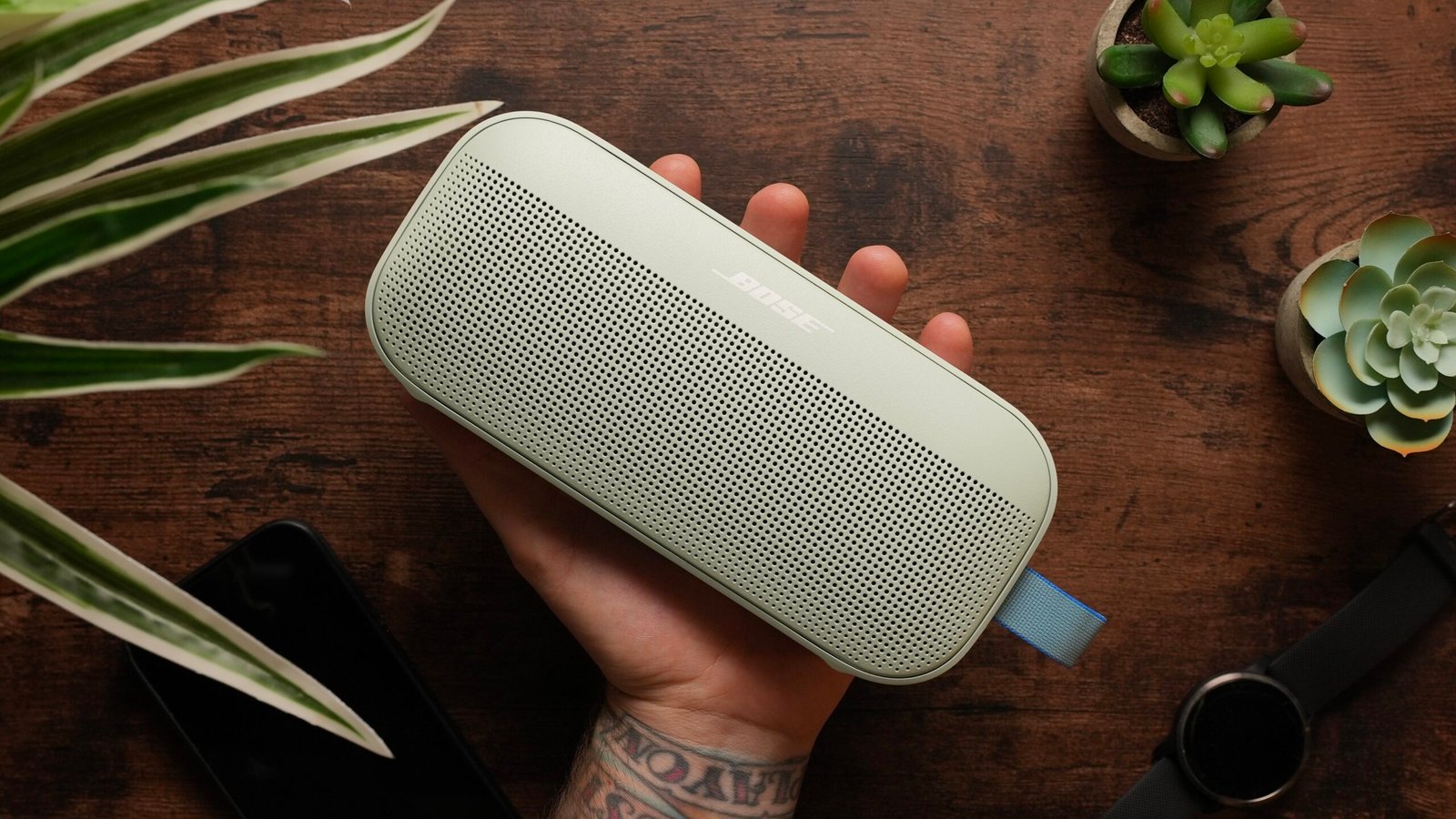 Bose SoundLink Flex Portable Speaker 2nd Gen 1