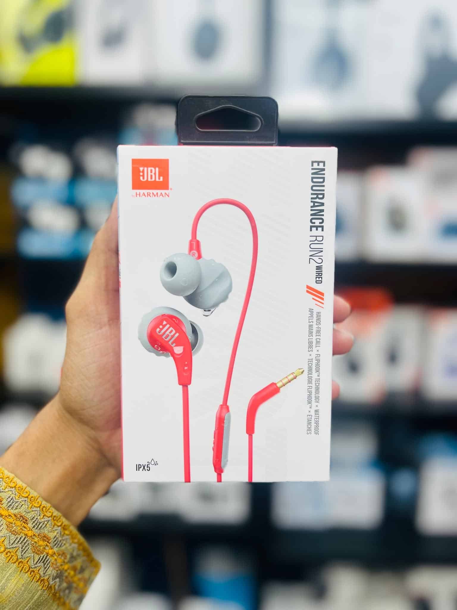 JBL Endurance RUN 2 Wired Earphone 2
