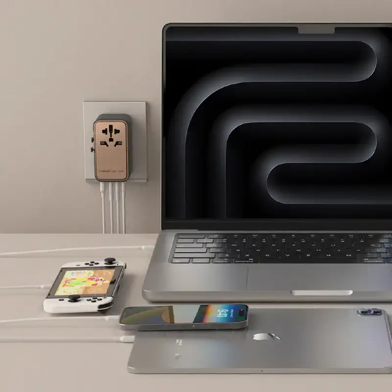 MOMAX UA17D 170W 1 World 4 Port