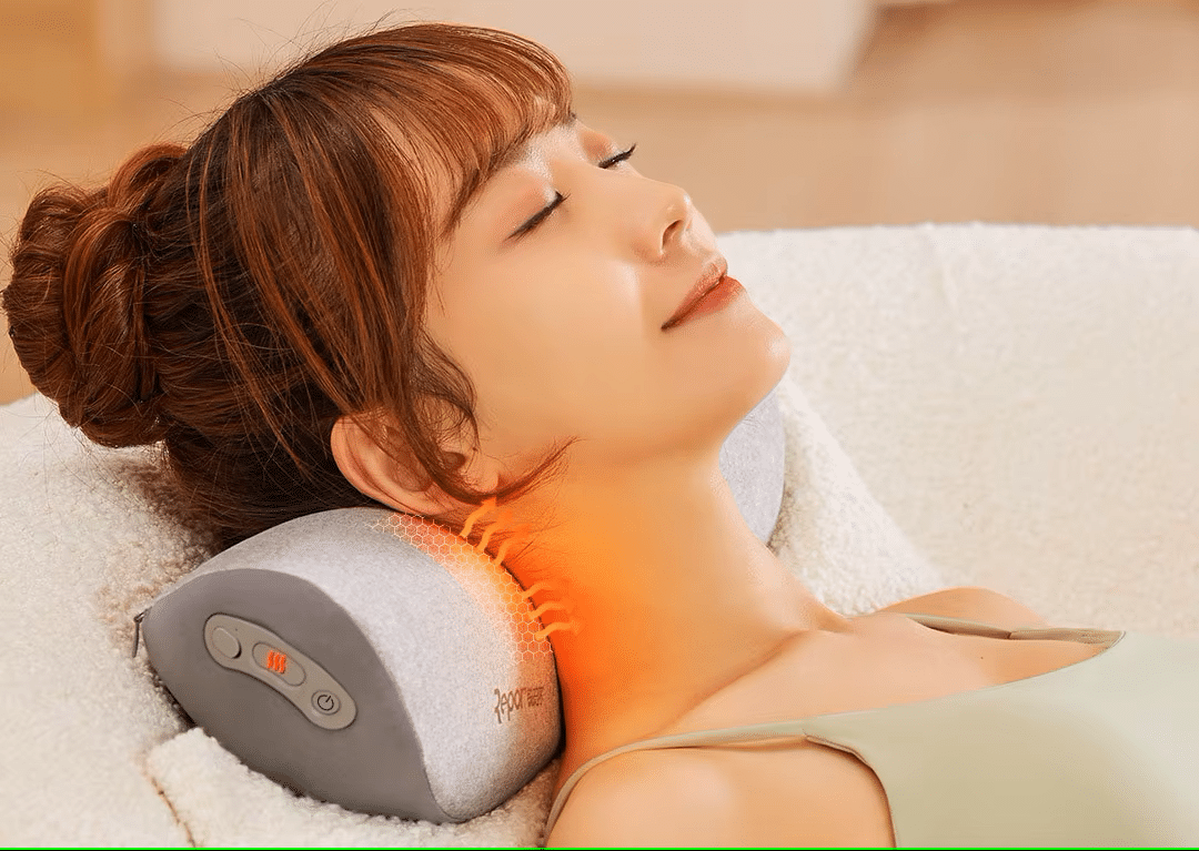 Xiaomi Youpin Repor New Neck Pillow Traction Stretching Cervical Graphene Hot Compression Roller 1