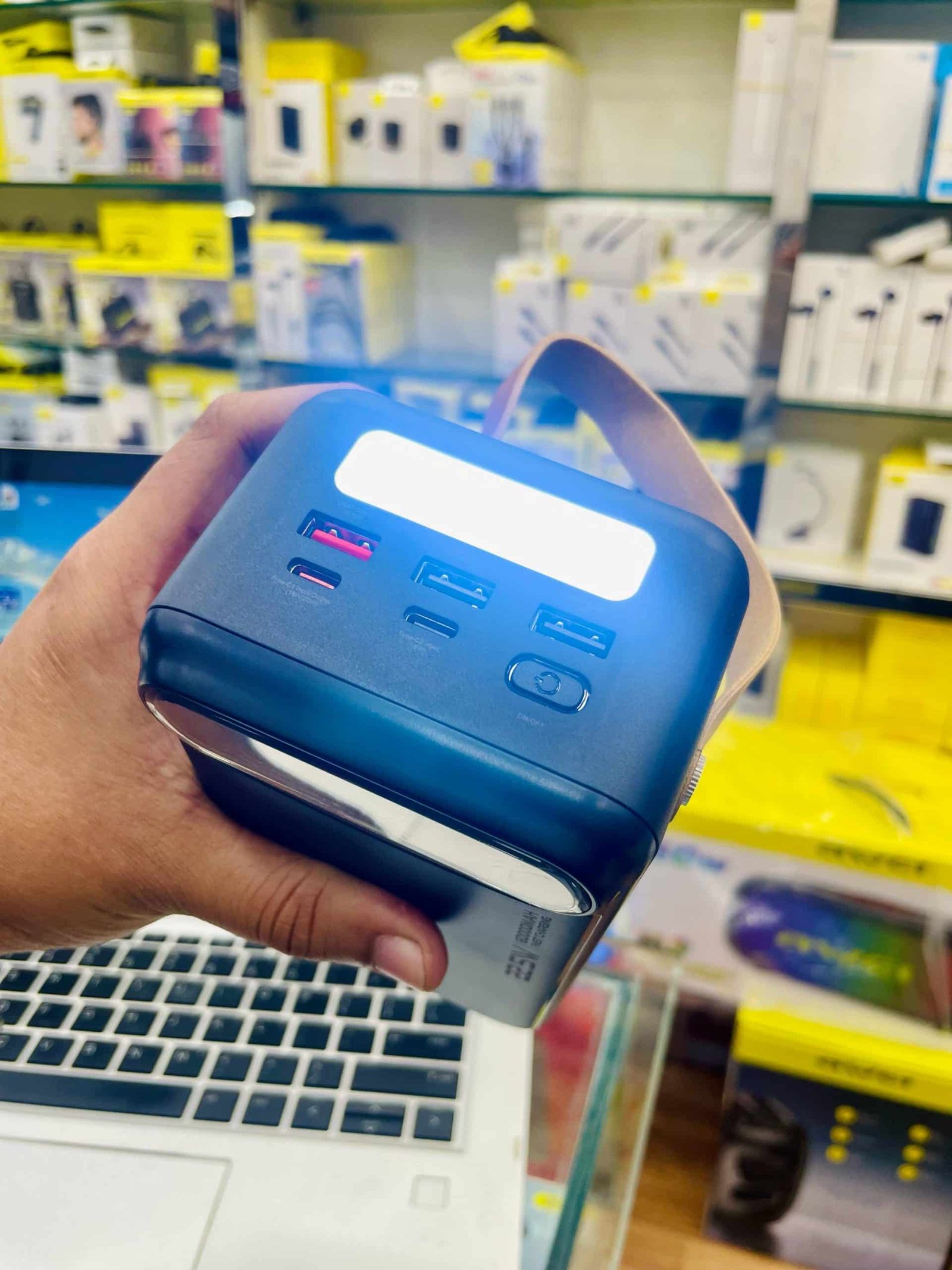 AWEI P101K 60000mAh Fast Charging Power Bank 5 scaled