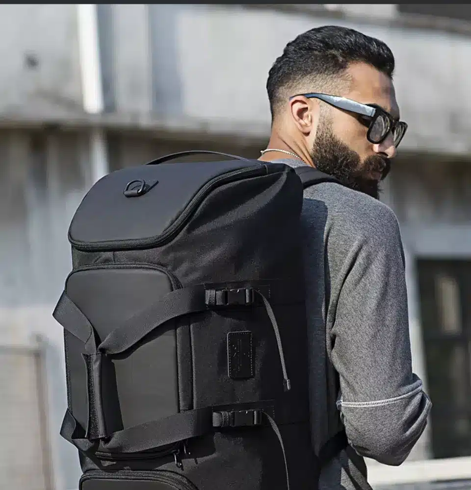 BANGE BG 7088 Multi function Large Capacity Travel Bag 36L 1