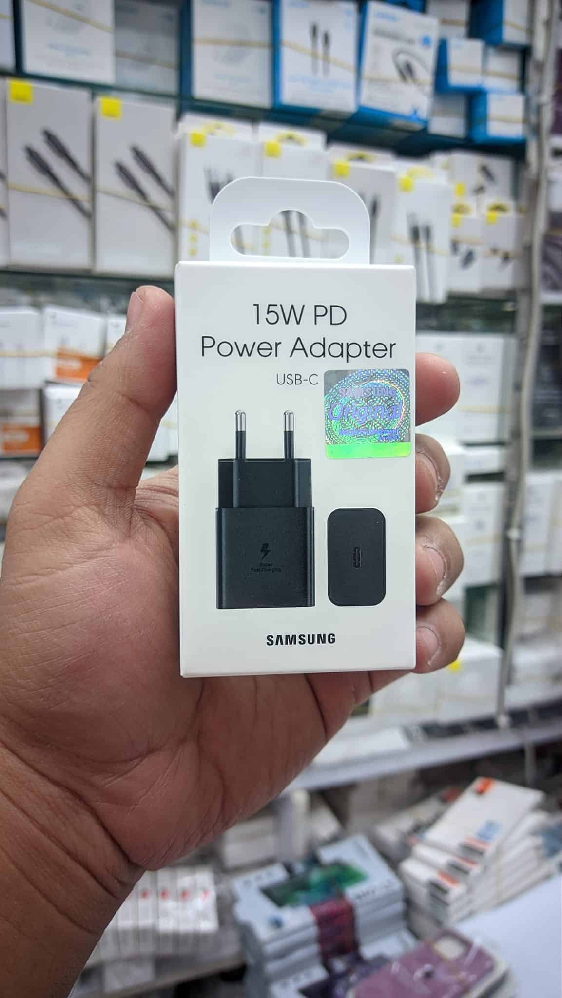 Samsung 15W Fast Charger with USB C Cable 1