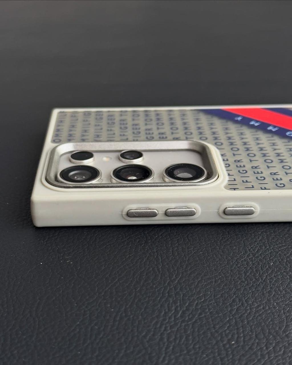 TOMMY HILFIGER Premium Matte Transparent Case For Samsung 3