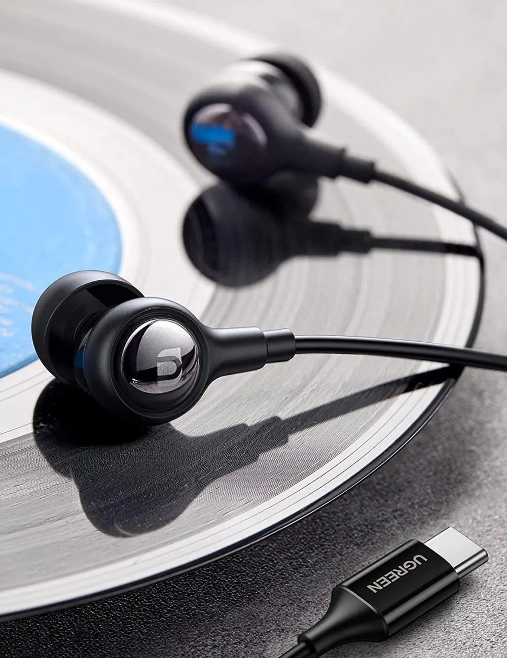 UGREEN Type C Earphones C Port Earbuds 2