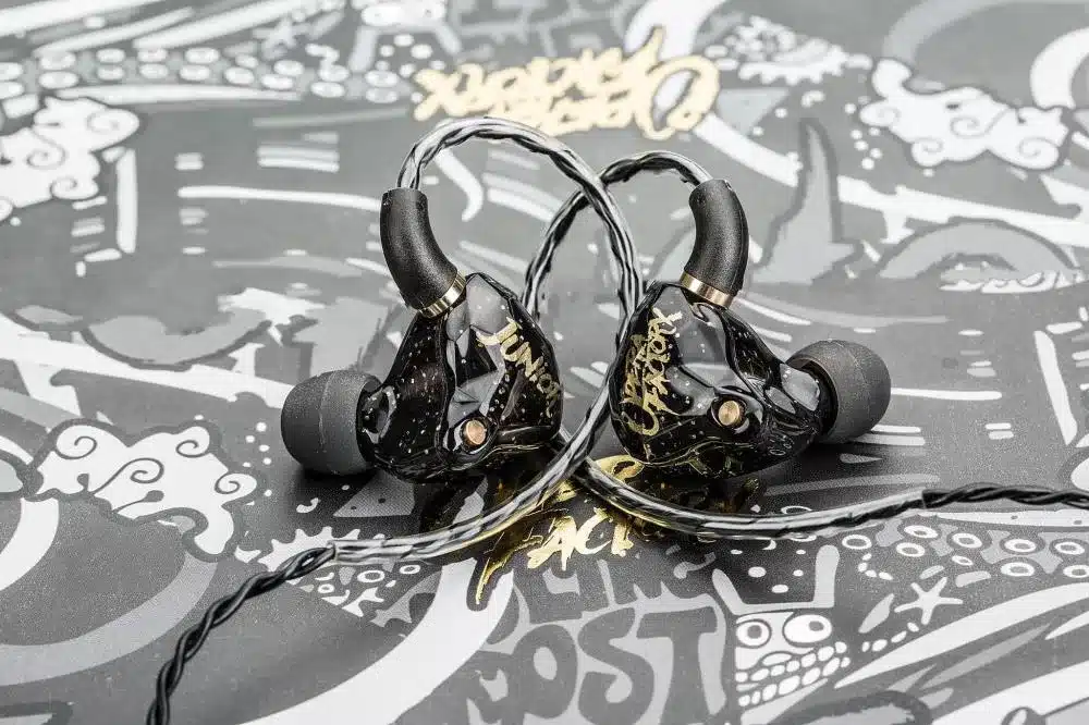 Whizzer Opera Factory OS1 Pro in Ear Monitor Earphones with Mic 1