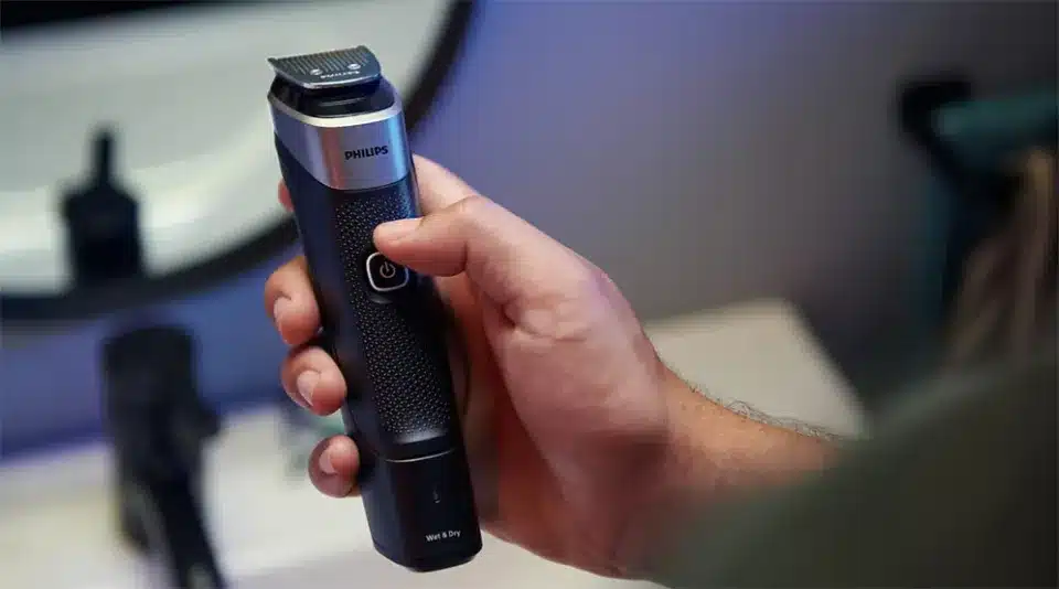 Philips MG591028 All in One Trimmer Series 5000 For Men 2