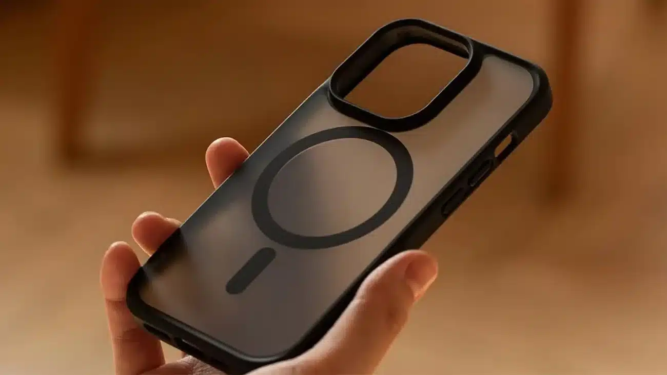 TORRAS Guardian MagSafe Case for iPhone 16 Pro Max 2